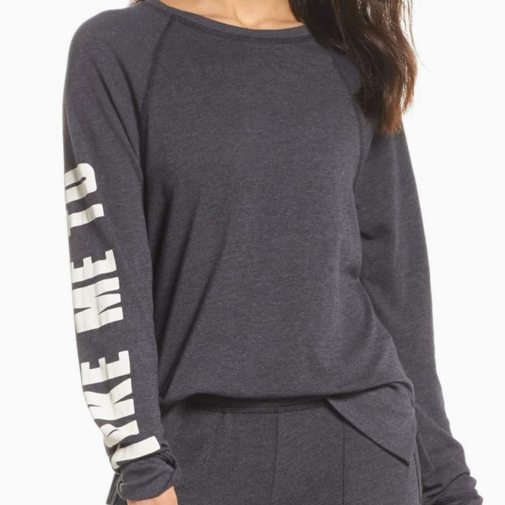 NWT Junk Food Cozy Sweatshirt Sleeve Printing NEW!